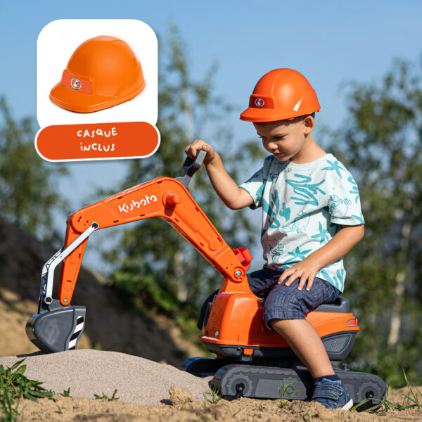 Enfant sur Pelleteuse Kubota