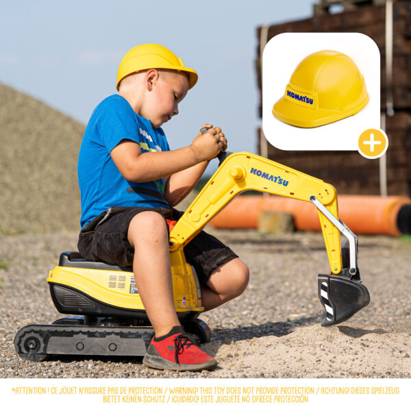 Enfant sur pelleteuse Komatsu