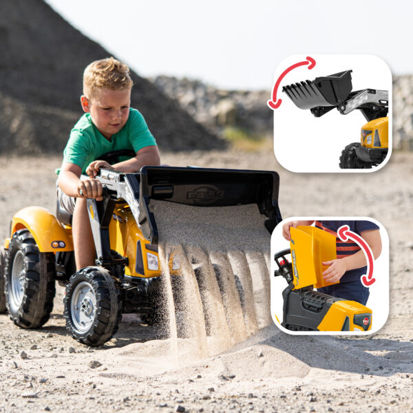 Enfant sur tracteur Super Charger