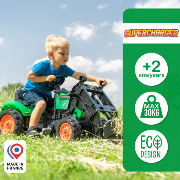 Enfant sur tracteur Supercharger