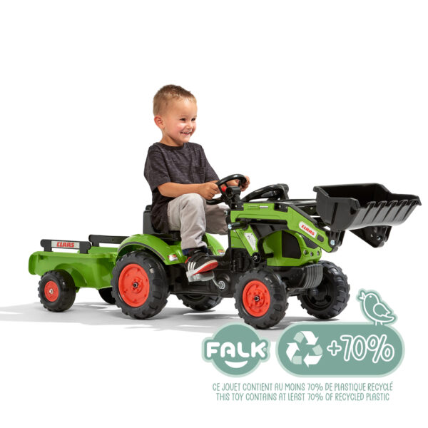 Enfant sur tracteur Claas