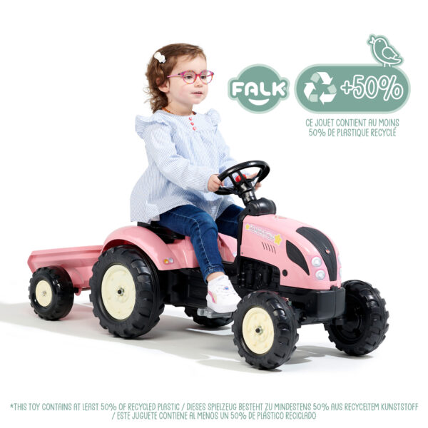 Fille sur Tracteur Country Star