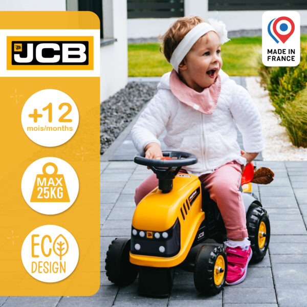 Enfant sur porteur JCB
