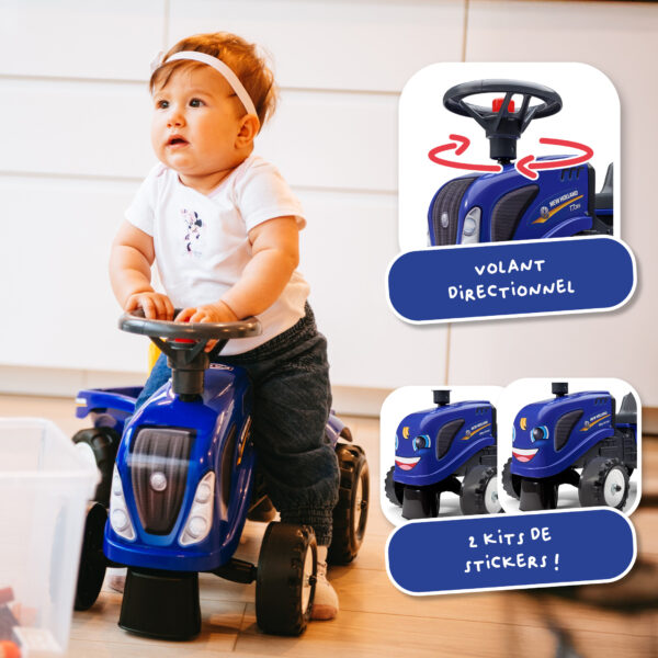 Enfant sur porteur tracteur New Holland