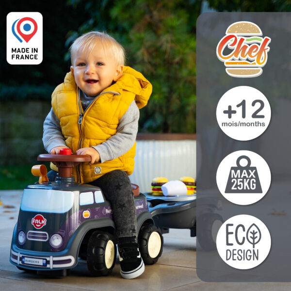 Enfant sur porteur Food Truck