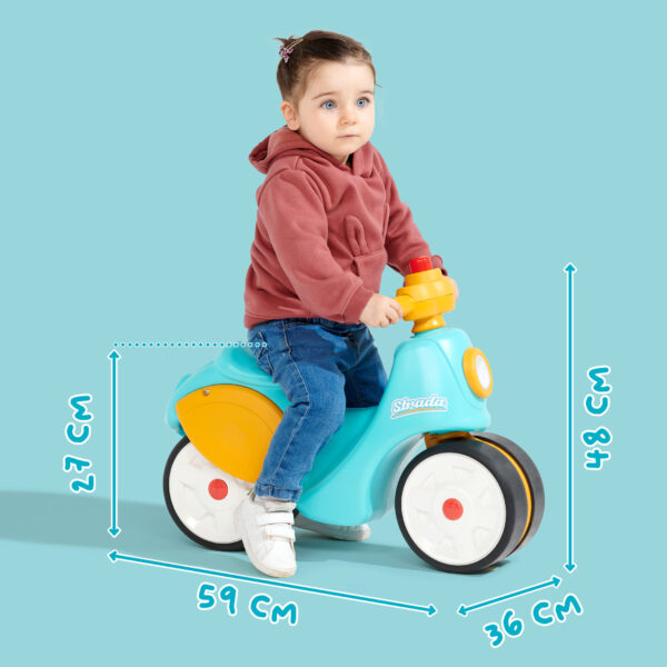Dimensions - Enfant sur scooter draisienne Strada