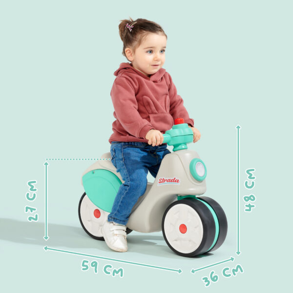 DImensions - Enfant sur scooter draisienne Strada