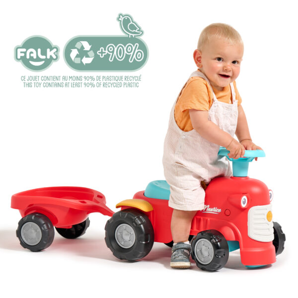 Enfant sur porteur tracteur Maurice
