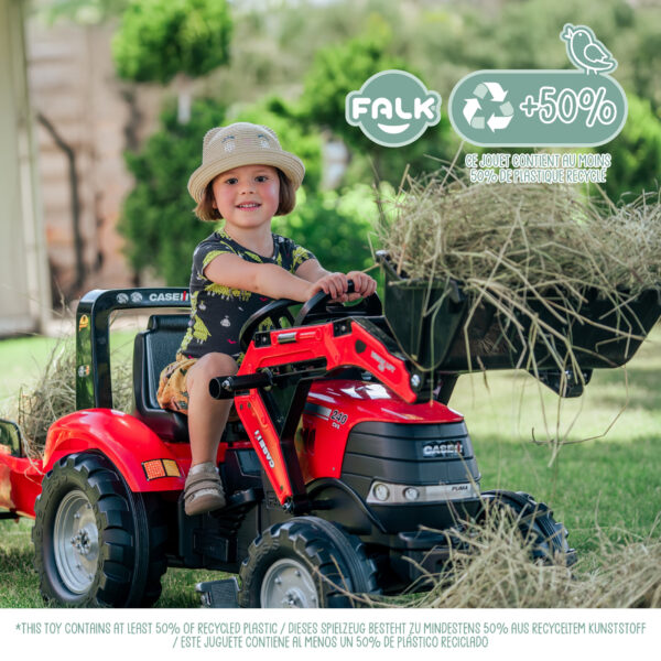 Enfant sur tractopelle Case IH