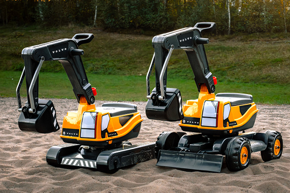 Deux pelleteuses Volvo