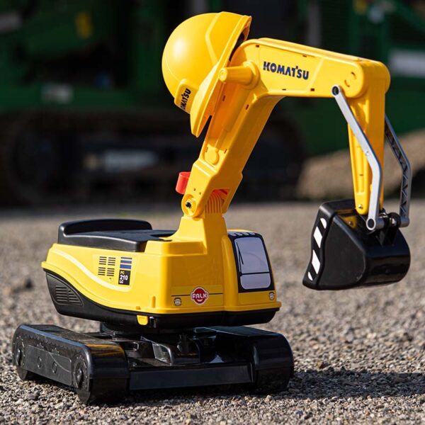 Komatsu Excavator with opening seat and included helmet - Image 5