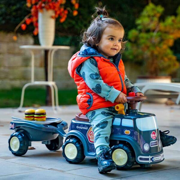 Chica en Portados Food Truck