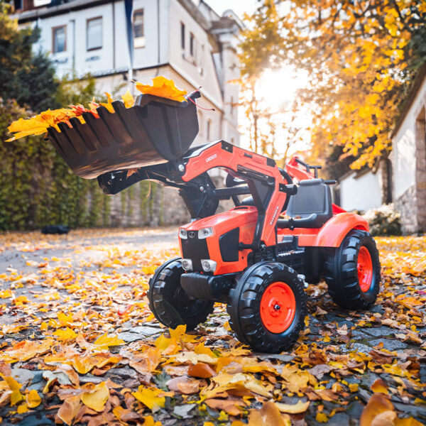 Tractopelle Kubota avec excavatrice et remorque basculante Maxi