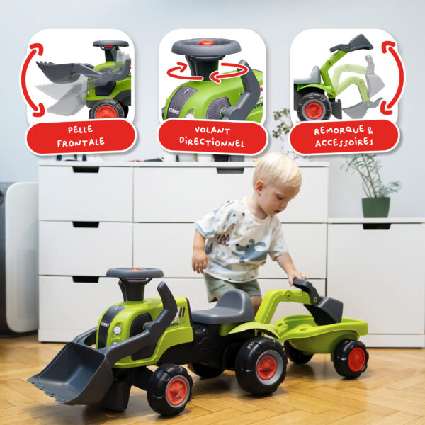 Enfant avec Porteur tracteur Claas