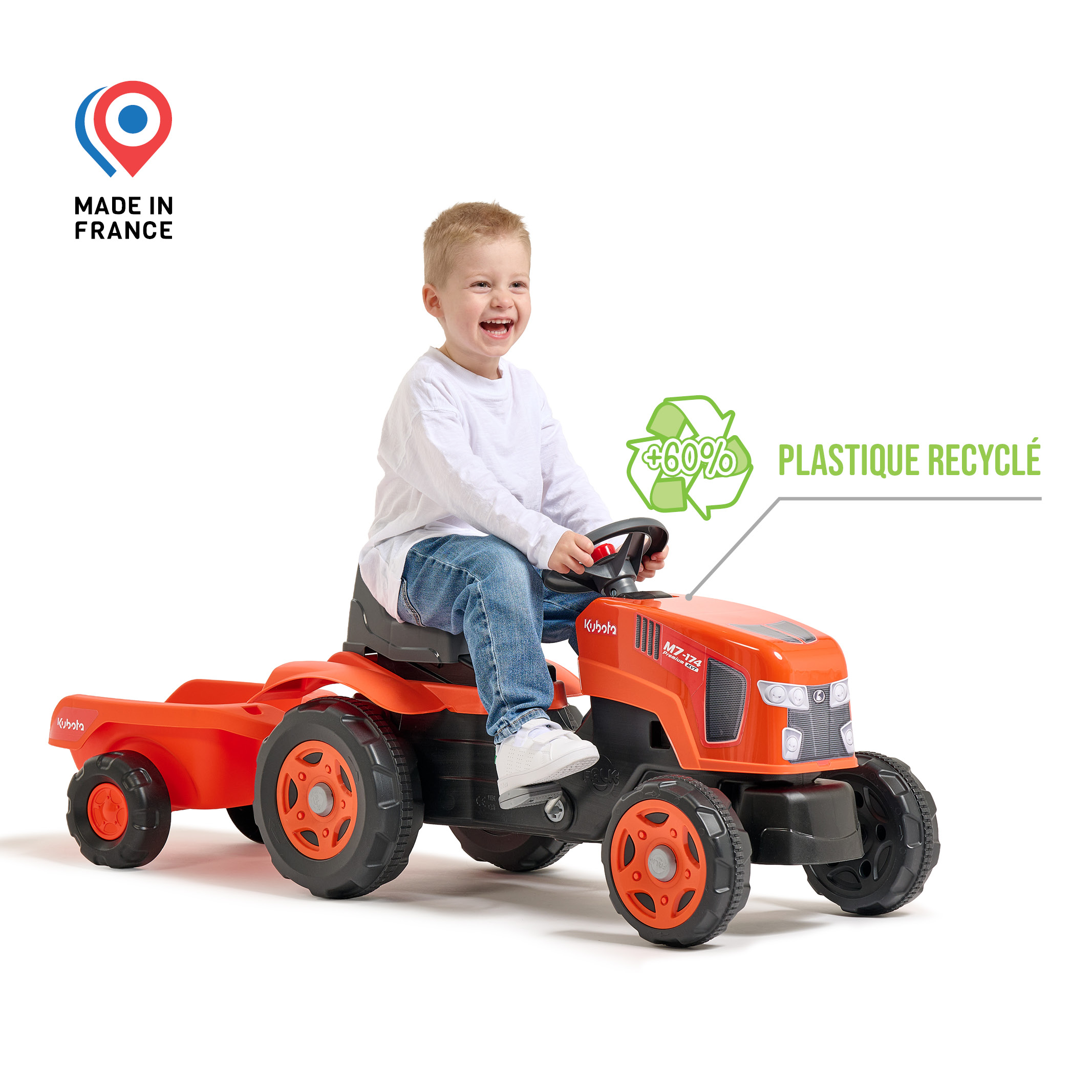 Enfant sur Tracteur Kubota