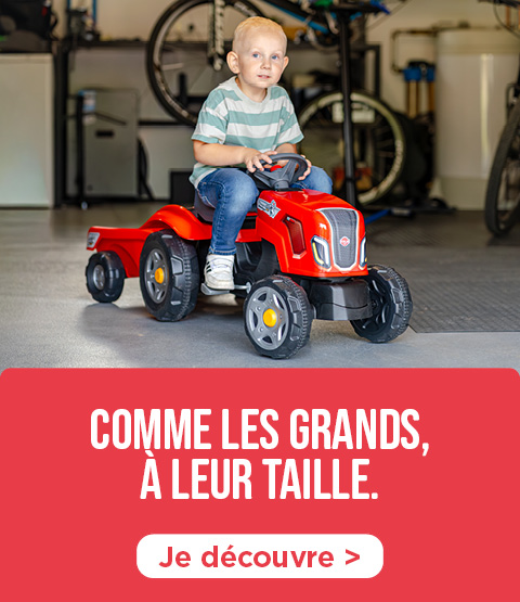 Tracteur à pédales